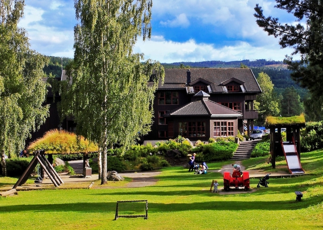 Imagen de los exteriores del Hotel Hunderfossen l and Resort Hafjell. Foto 18