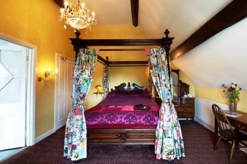 Imagen general del Hotel Hundred House. Foto 6