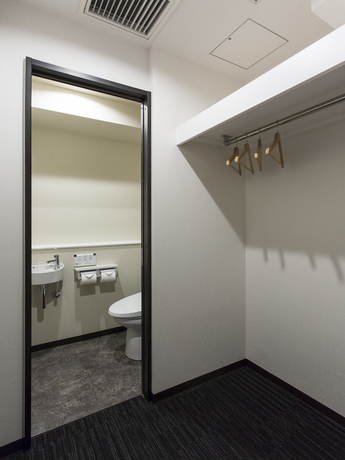 Imagen de la habitación del Hotel Hundred Stay Tokyo Shinjuku. Foto 9