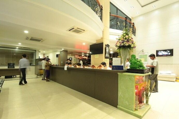 Imagen de los interiores del Hotel Hung Cuong. Foto 39