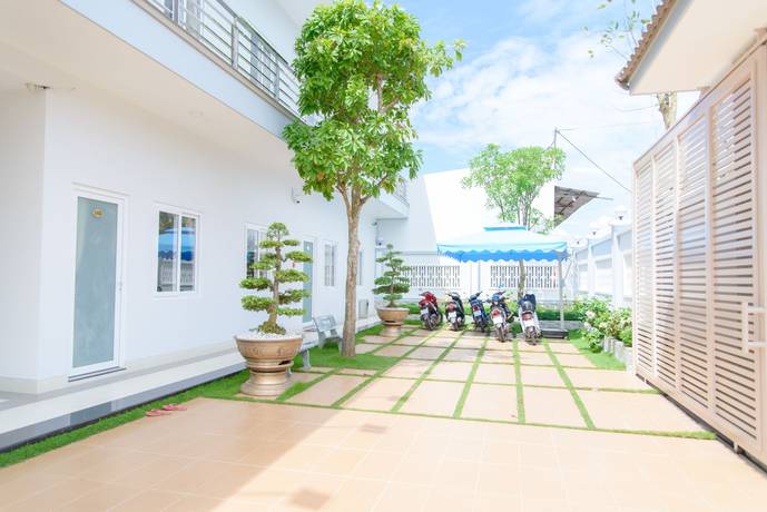 Imagen de los exteriores del Hotel Hung Long. Foto 18