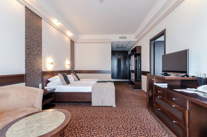 Imagen de la habitación del Hotel Hunguest Apollo. Foto 18