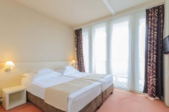 Imagen de la habitación del Hotel Hunguest Beke. Foto 6