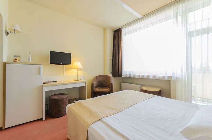 Imagen de la habitación del Hotel Hunguest Beke. Foto 11