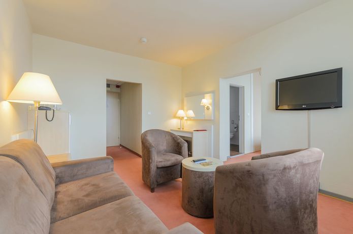 Imagen de la habitación del Hotel Hunguest Beke. Foto 16