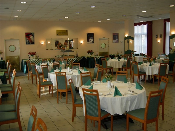 Imagen general del Hotel Hunguest Hotel Platanus. Foto 3