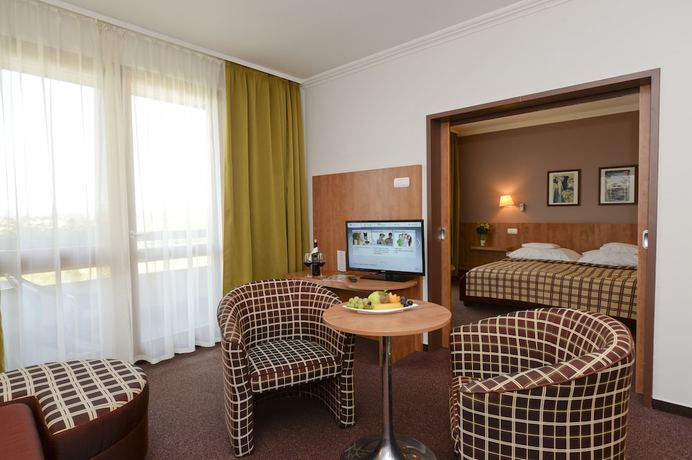 Imagen de la habitación del Hotel Hunguest Pelion. Foto 5