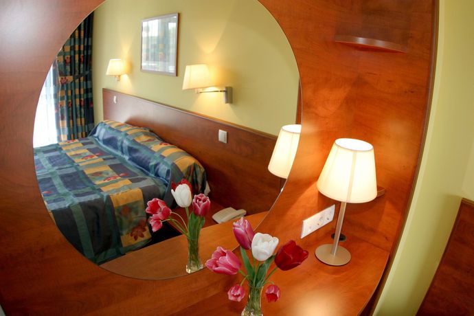 Imagen general del Hotel Hunguest R&eacute;pce Gold. Foto 3