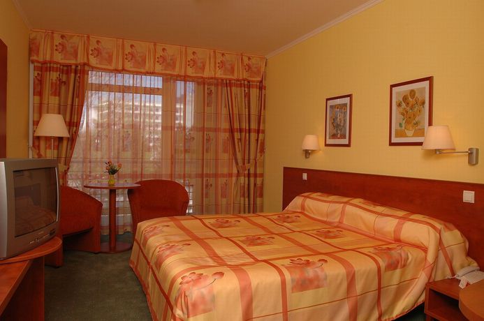 Imagen de la habitación del Hotel Hunguest R&eacute;pce Gold. Foto 10