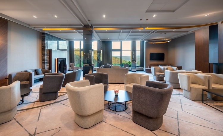 Imagen de los interiores del Hotel Hunguest Saliris. Foto 12