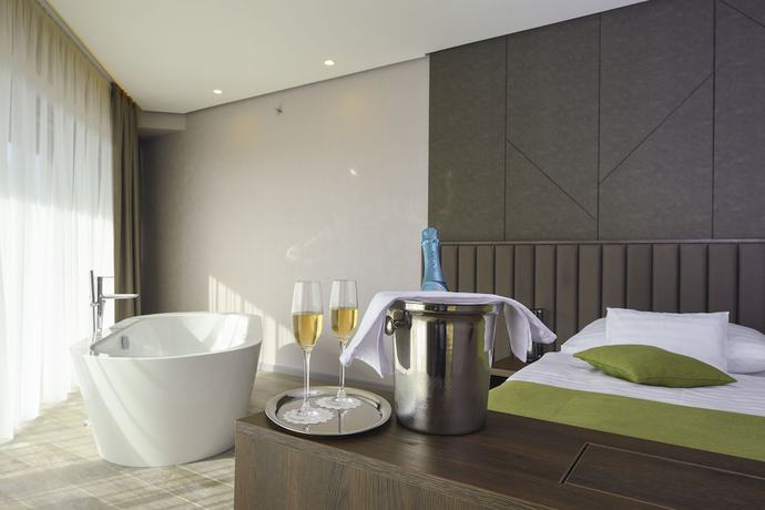 Imagen de la habitación del Hotel Hunguest S&oacute;st&oacute;. Foto 6