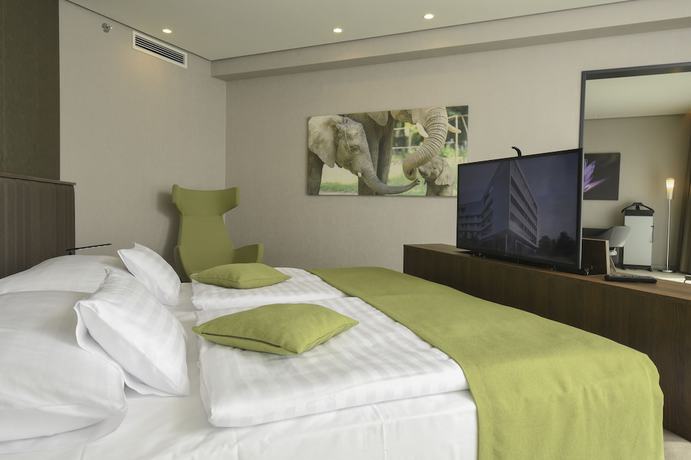 Imagen de la habitación del Hotel Hunguest S&oacute;st&oacute;. Foto 7