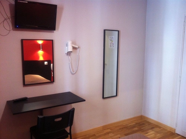 Imagen de la habitación del Hotel Huni. Foto 12