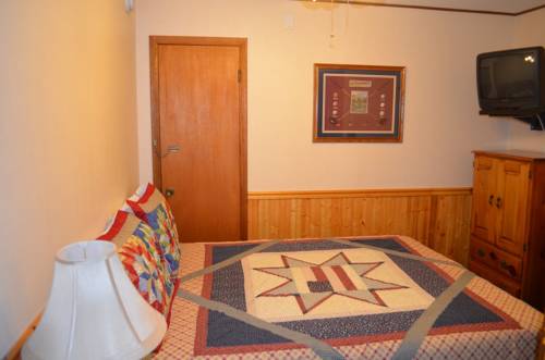 Imagen de la habitación del Hotel Hunter's Friend Resort. Foto 11