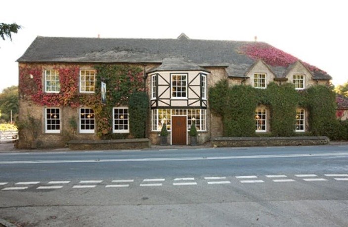 Imagen general del Hotel Hunters Hall Tetbury by Greene King Inns. Foto 11