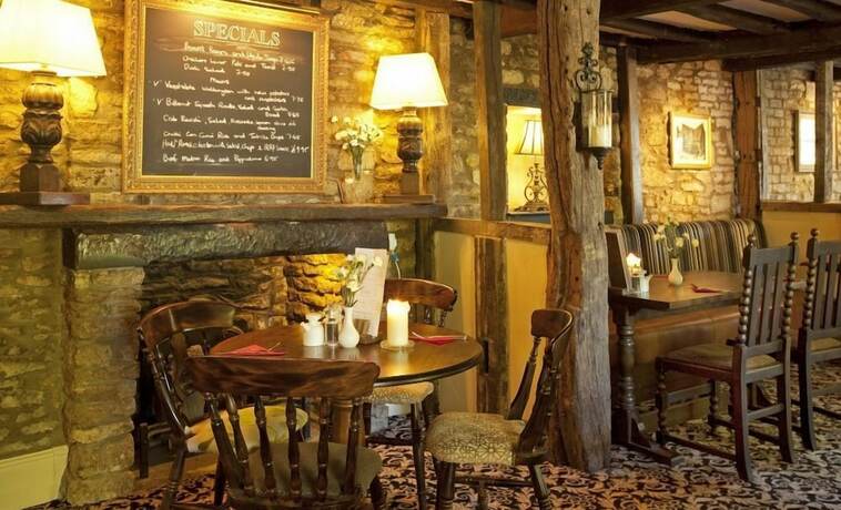 Imagen general del Hotel Hunters Hall Tetbury by Greene King Inns. Foto 12