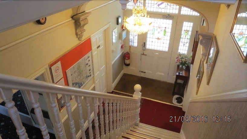 Imagen de los interiores del Hotel Hunters Lodge, Southampton. Foto 19