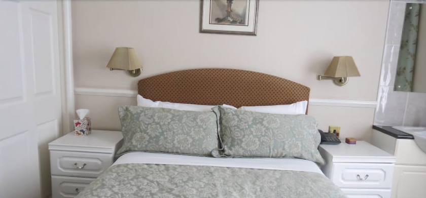 Imagen de la habitación del Hotel Hunters Lodge, Southampton. Foto 16