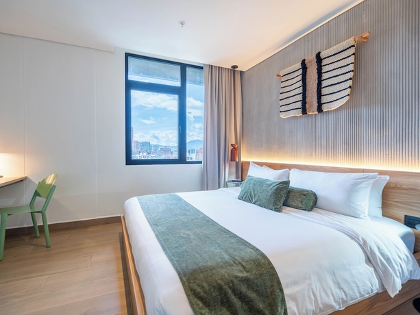 Imagen de la habitación del Hotel Hunters Medell&iacute;n. Foto 4