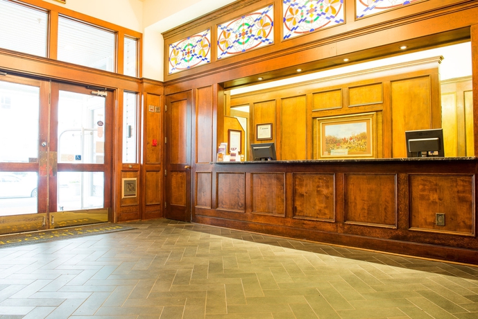 Imagen de los interiores del Hotel Huntingdon Hotel and Suites. Foto 16