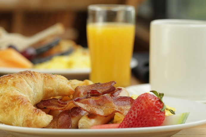 Imagen del bar/restaurante del Hotel Huntingdon Manor. Foto 3