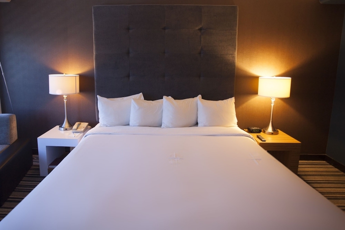 Imagen de la habitación del Hotel Huntington Beach. Foto 8