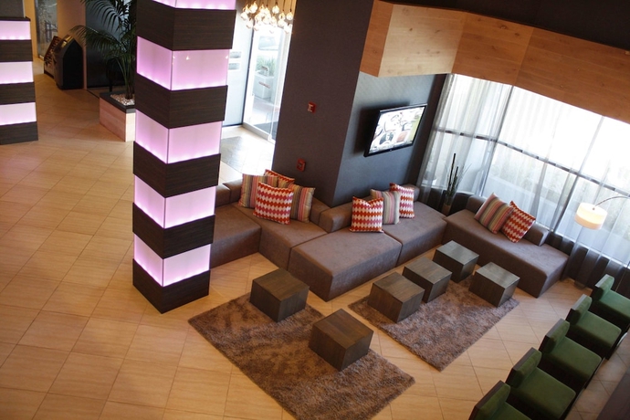 Imagen de los interiores del Hotel Huntington Beach. Foto 11