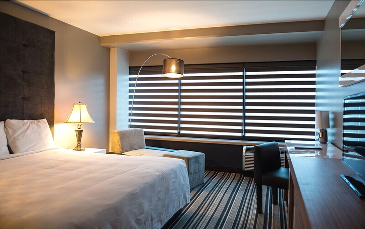 Imagen de la habitación del Hotel Huntington Beach. Foto 9