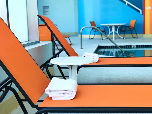 Imagen de la piscina del Hotel Huntington Beach. Foto 19