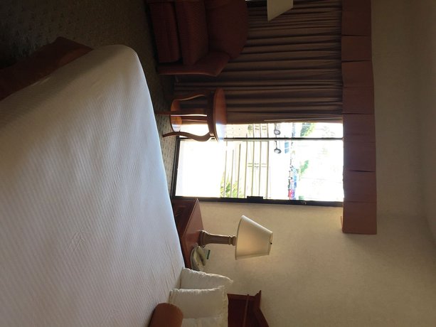 Imagen de la habitación del Hotel Huntington Beach Inn. Foto 12
