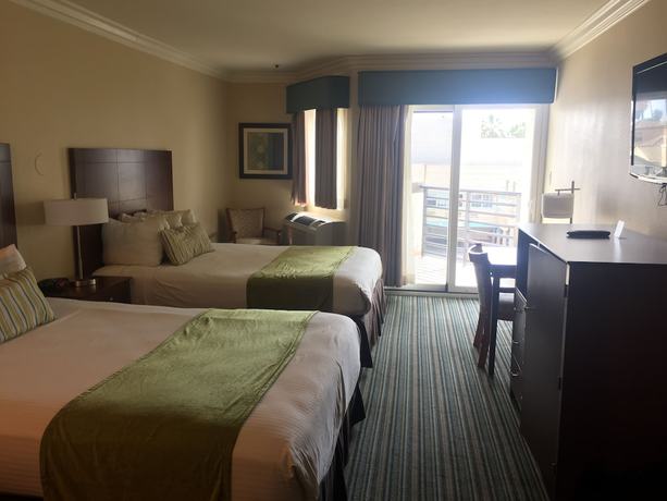 Imagen de la habitación del Hotel Huntington Beach Inn. Foto 13