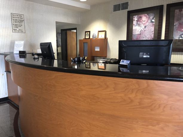 Imagen de los interiores del Hotel Huntington Beach Inn. Foto 20
