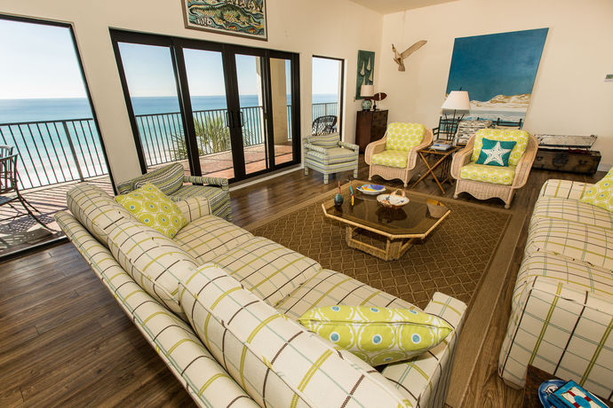 Imagen de los interiores del Hotel Huntington By The Sea By Sterling Resorts. Foto 14