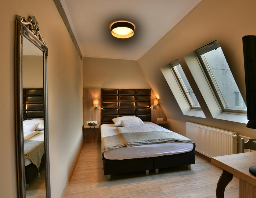 Imagen general del Hotel Hunyadi, Gyor. Foto 21
