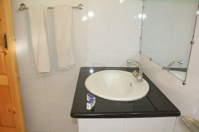 Imagen general del Hotel Hunza Roof. Foto 17