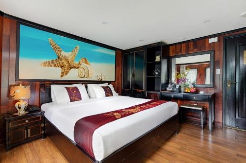 Imagen de la habitación del Hotel Huong Hai Sealife Cruise. Foto 9