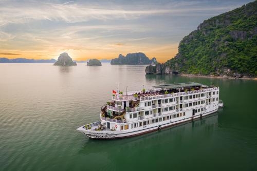 Imagen general del Hotel Huong Hai Sealife Cruise. Foto 2
