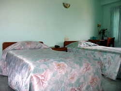 Imagen de la habitación del Hotel Hupin Nyaung Shwe. Foto 3