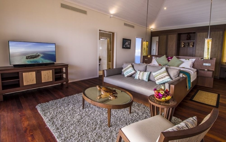 Imagen de la habitación del Hotel Hurawalhi Island Resort. Foto 6