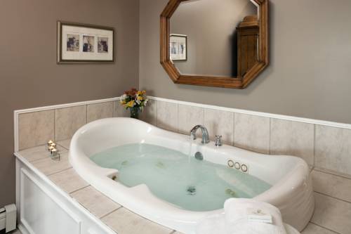 Imagen de la habitación del Hotel Huron House. Foto 14