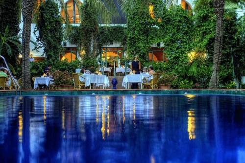 Imagen de la piscina del Hotel Hurricane. Foto 18