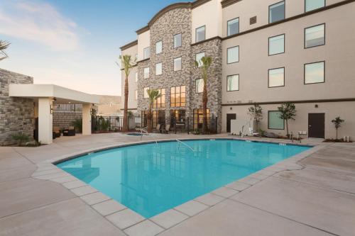 Imagen general del Hotel Hurricane Wingate at Zion. Foto 5