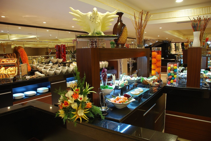 Imagen del bar/restaurante del Hotel Hurry Inn Merter Istanbul. Foto 2