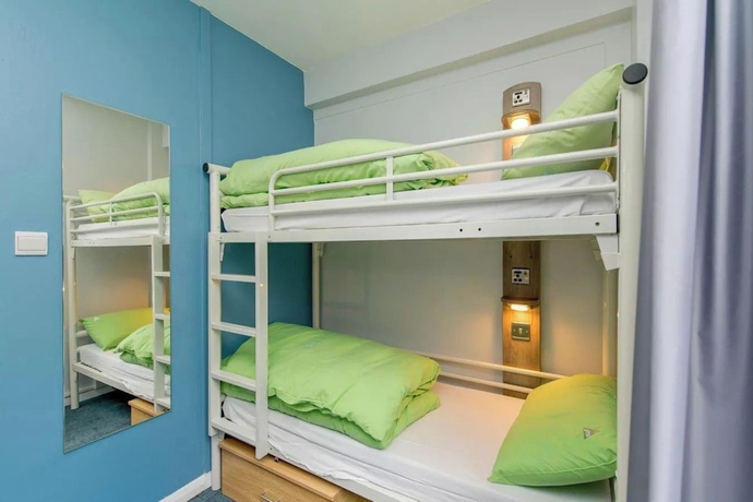 Imagen de la habitación del Hotel Hurtwood Hideout. Foto 8