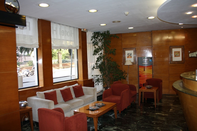Imagen de los interiores del Hotel Husa Pedralbes. Foto 12