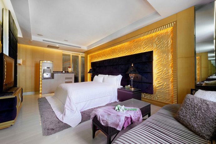Imagen de la habitación del Hotel Husan motel. Foto 18