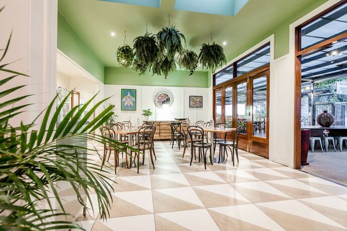 Imagen del bar/restaurante del Hotel Huskisson. Foto 16