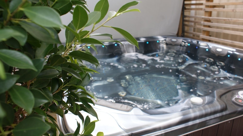 Imagen de la piscina del Hotel Huskvarna Stadshotell. Foto 18