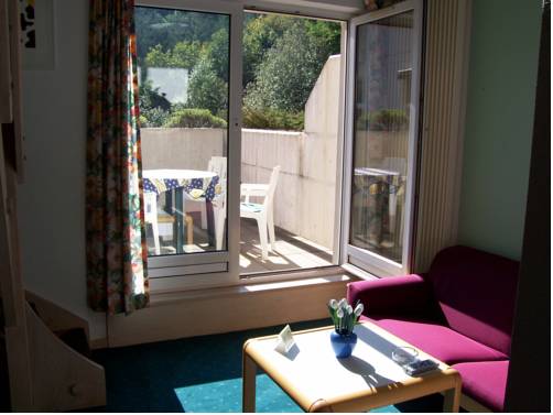 Imagen de la habitación del Hotel Husseren Les Chateaux. Foto 13