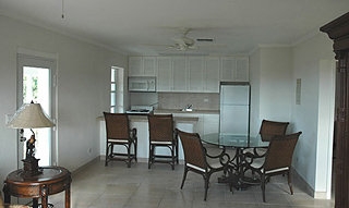 Imagen de la habitación del Hotel Hut Pointe. Foto 5